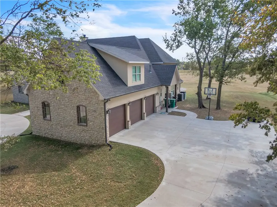 1967 S Pianalto Road, Tontitown, AR 72762 - #3