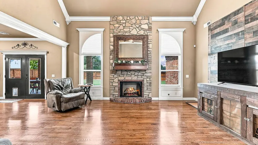 2711 SE 7th Street, Bentonville, AR 72712 - #2