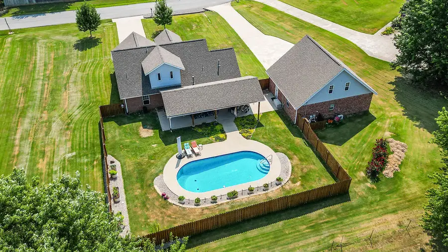 739 Apple Meadows, Springdale, AR 72764 - #2