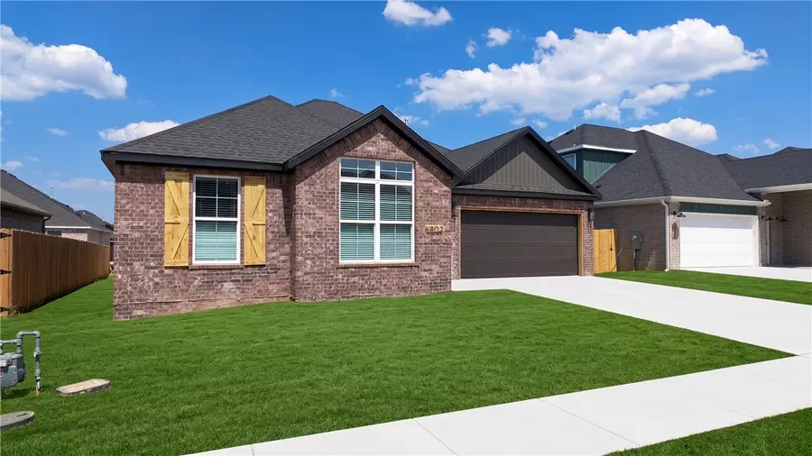 6802 Basswood Avenue, Bentonville, AR 72713 - #2