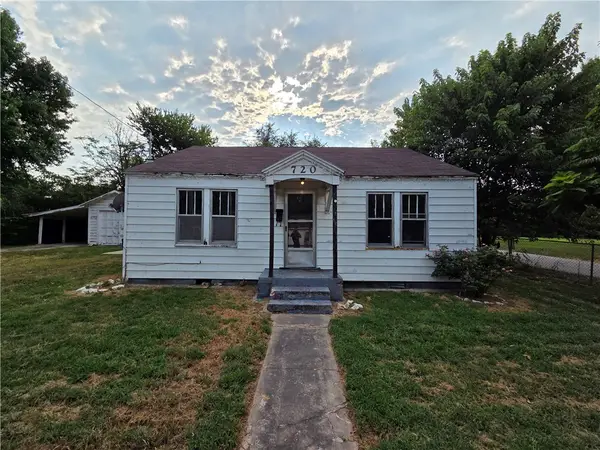 720 Kansas Street, Springdale, AR 72764