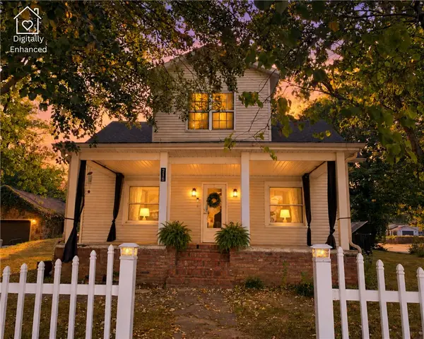 218 Kate Smith Street, Prairie Grove, AR 72753