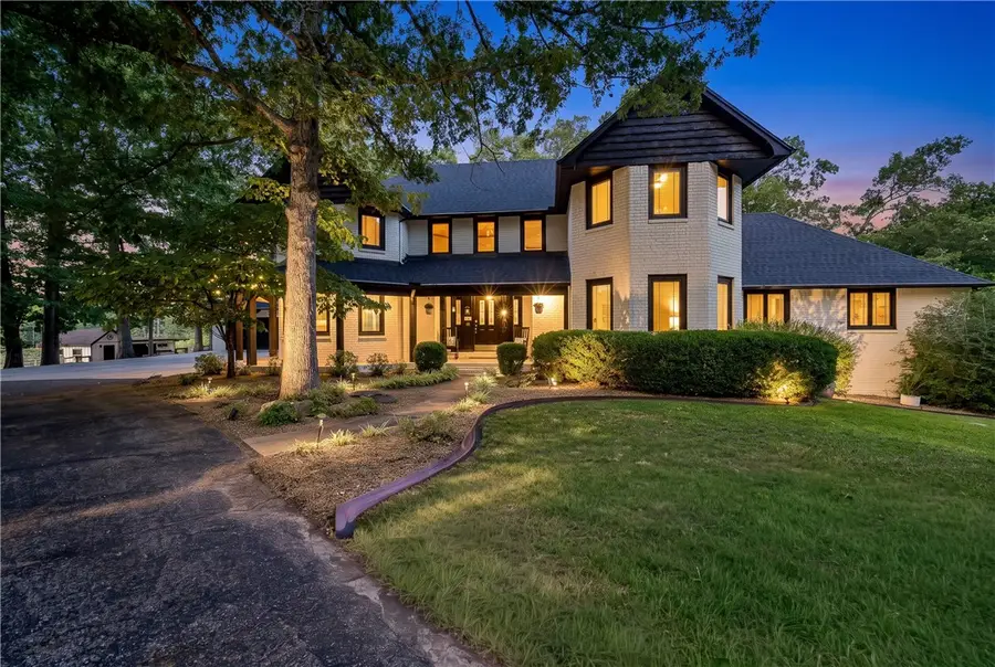 1205 E Hilltop Drive, Rogers, AR 72756 - #2