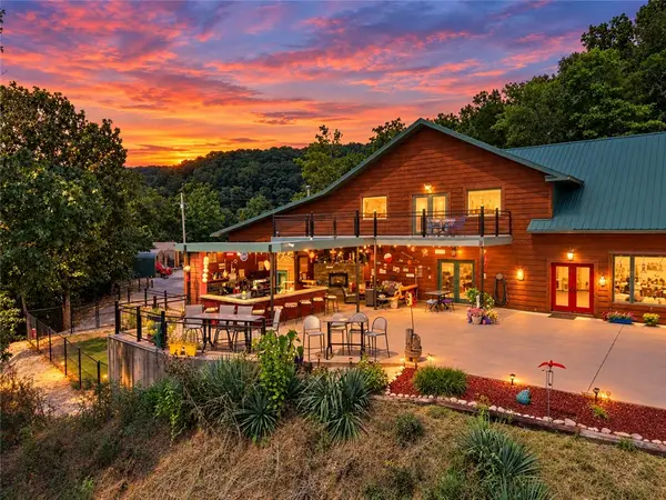 21401 Sloan Hollow Road, Garfield, AR 72732