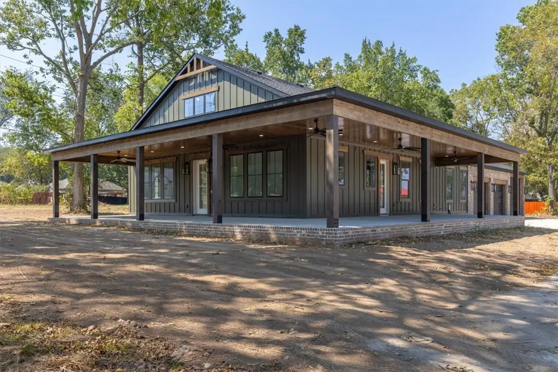 1170 Viney Grove Road, Prairie Grove, AR 72753 - #1