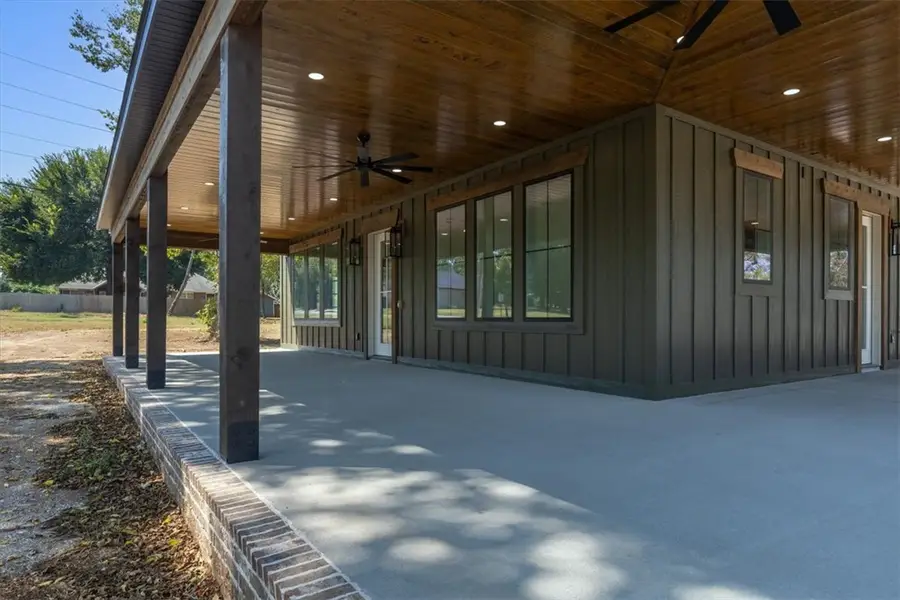 1170 Viney Grove Road, Prairie Grove, AR 72753 - #3
