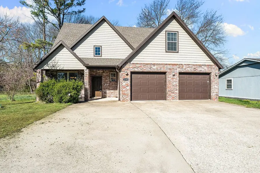 2104 Delwhite Drive, Bentonville, AR 72712 - #2
