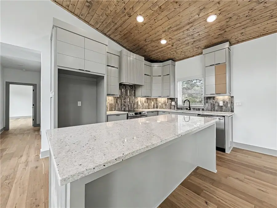 29 Eastleigh Circle, Bella Vista, AR 72714 - #2