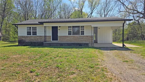 304 SE 2nd Street, Atkins, AR 72823