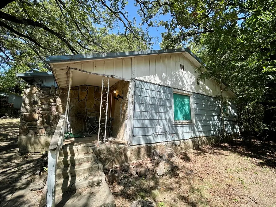 702 Edgewood Place, Huntsville, AR 72740 - #3
