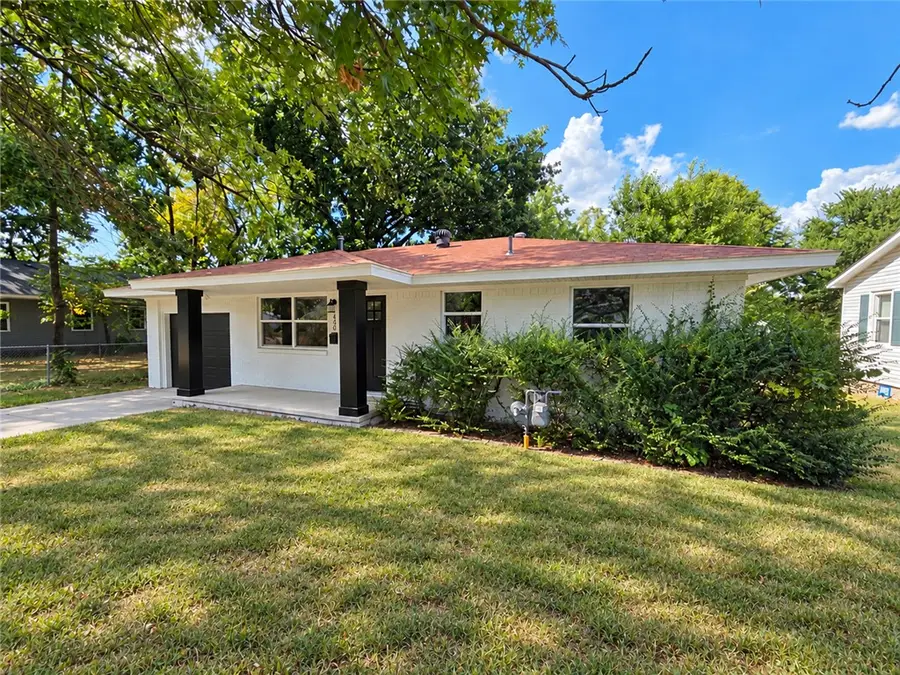 404 Hart Avenue, Springdale, AR 72764 - #2