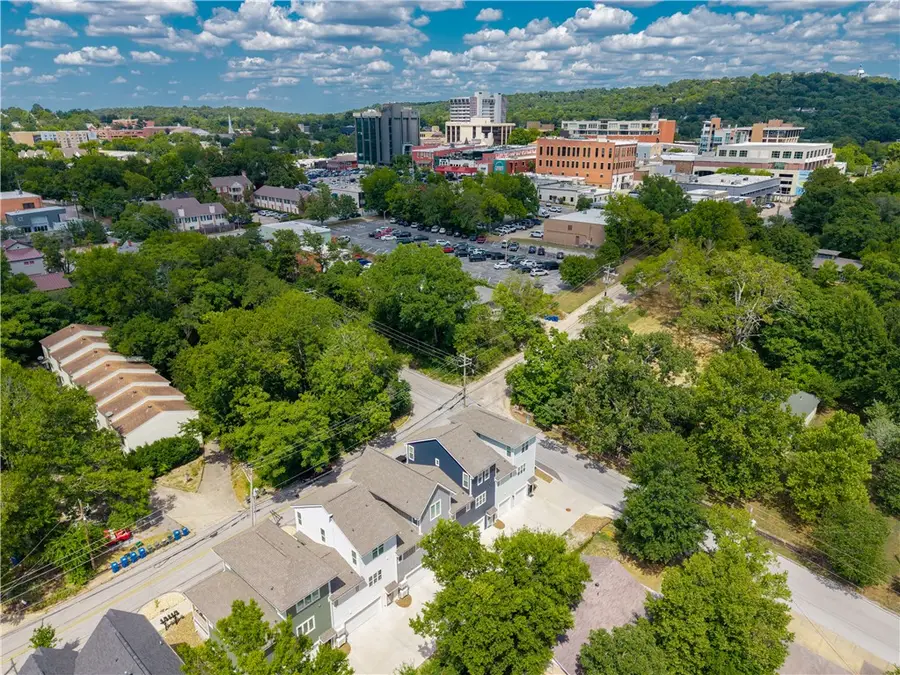 325, 337, 349, & 361 W Rock Street, Fayetteville, AR 72701 - #3