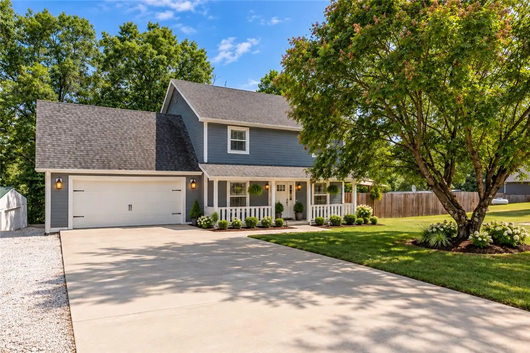8557 Manor Drive, Bentonville, AR 72712 - #1
