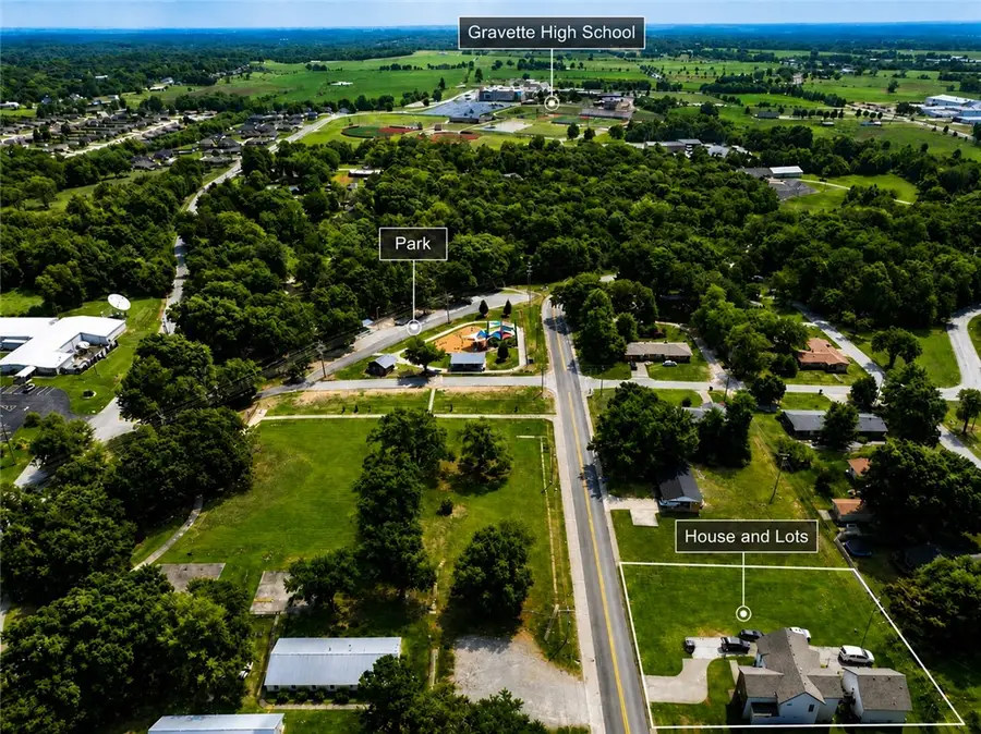 609 Atlanta Se Street, Gravette, AR 72736 - #2