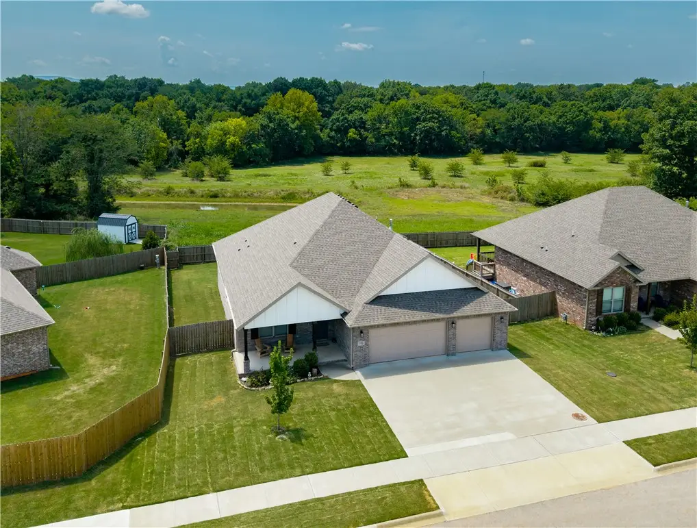115 W Pitts Street, Farmington, AR 72730 - #1