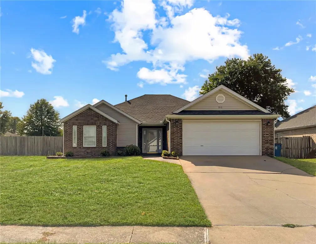 910 SW Cheyenne Drive, Bentonville, AR 72712 - #1