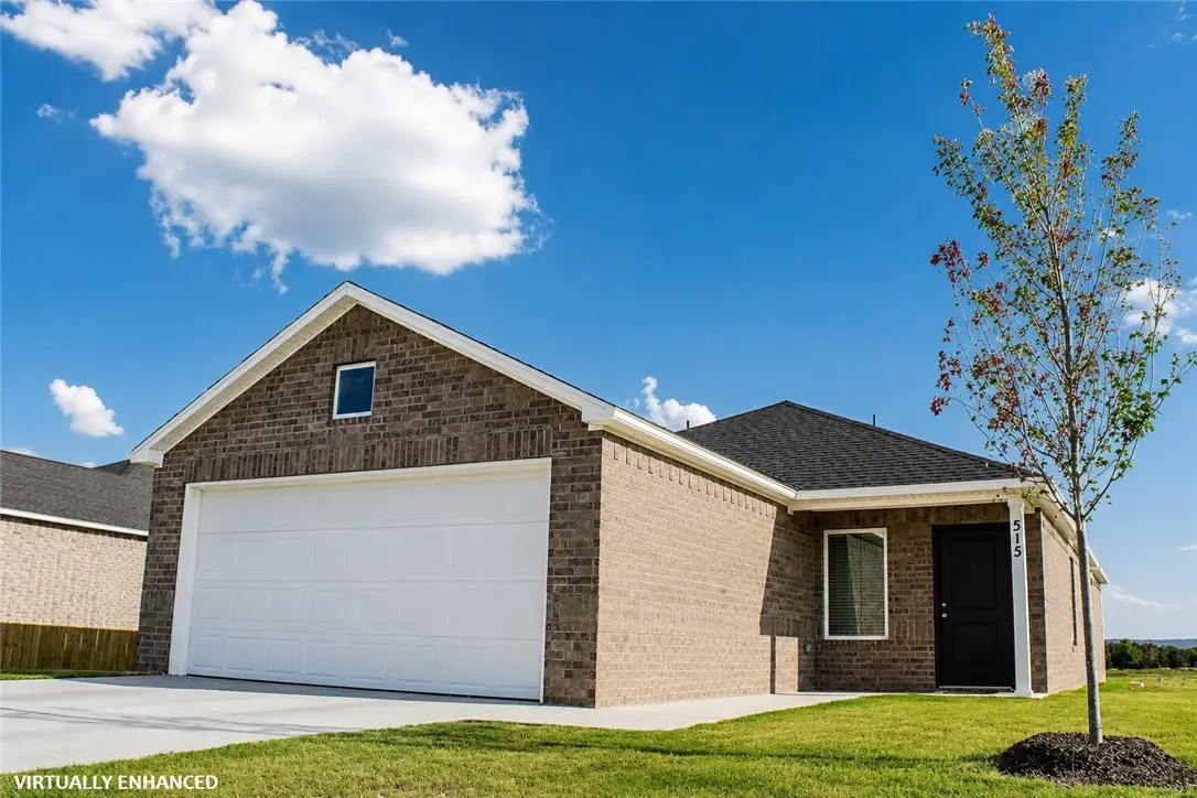 455 E Boston Street, Prairie Grove, AR 72753 - #1