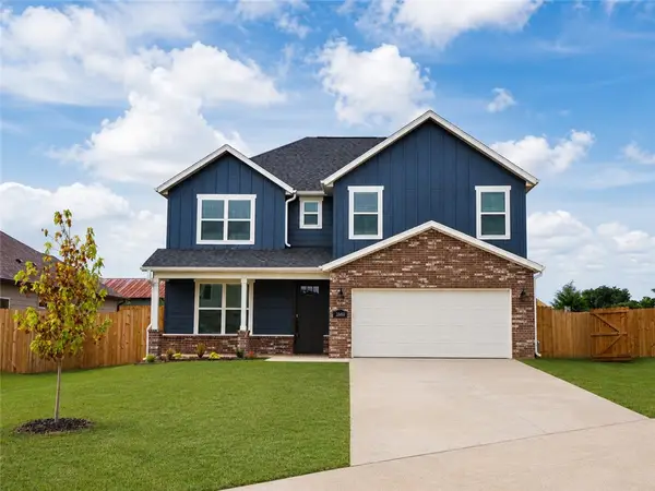 2669 Relaxation Avenue, Springdale, AR 72764