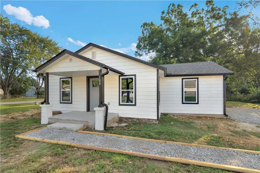 100 Quincy Avenue, Lincoln, AR 72744 - #2