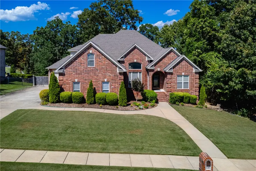 136 Manitou Drive, Maumelle, AR 72113 - #2