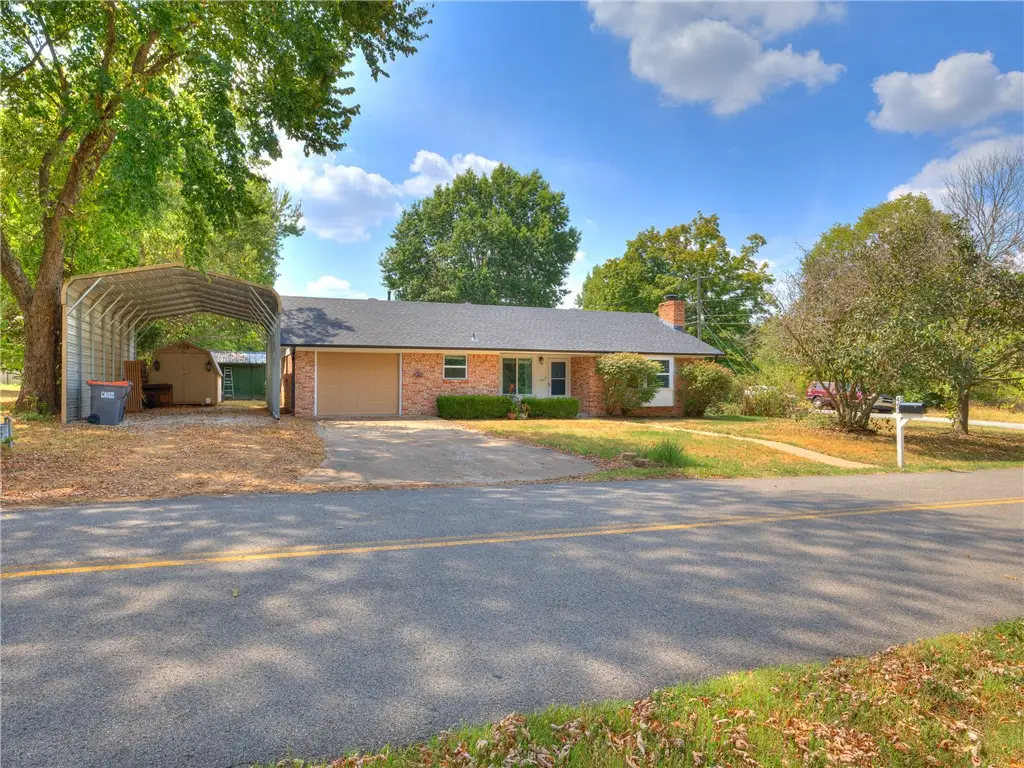 463 E Johnson Avenue, Cave Springs, AR 72718 - #1