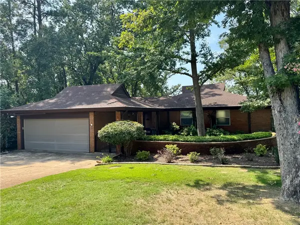 128 Lakeview Circle, Russellville, AR 72802