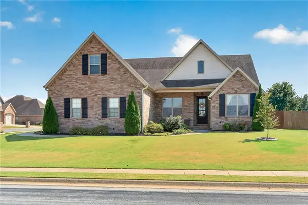 212 Saint Vincent Street, Lowell, AR 72745