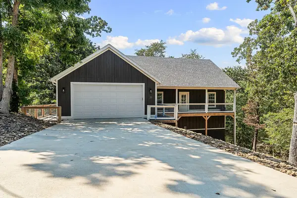21 Sutherland Lane, Bella Vista, AR 72714