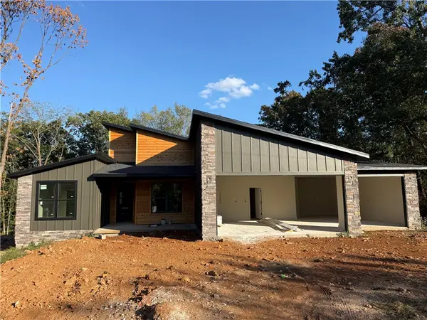 63 Taransay Circle, Bella Vista, AR 72715