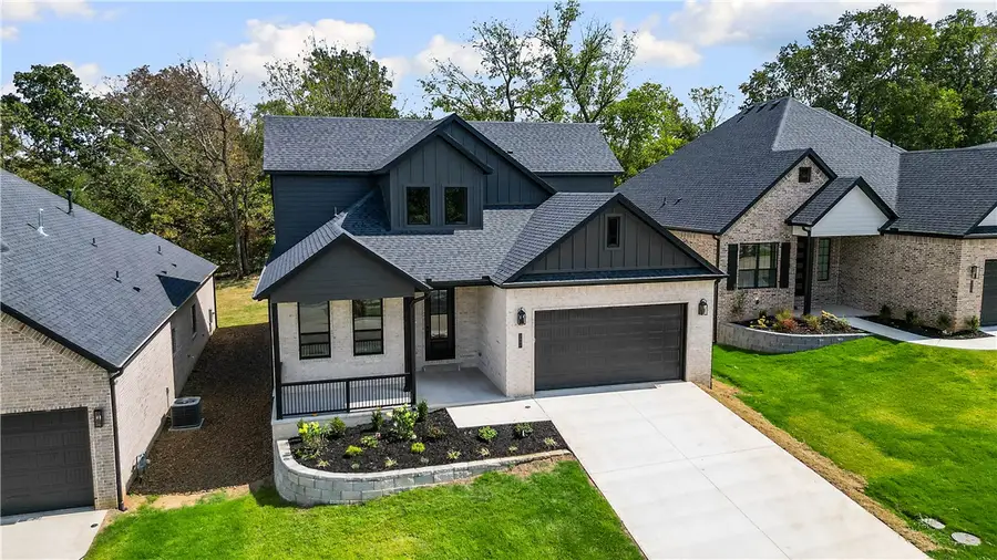 2532 N Crossover Road, Fayetteville, AR 72703 - #2