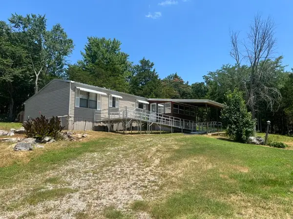 31 Rocky Pile Lane, Yellville, AR 72687