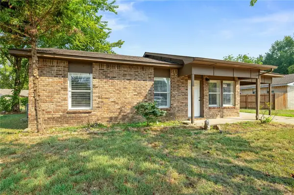 102 Chippewa Trail, Greenwood, AR 72936