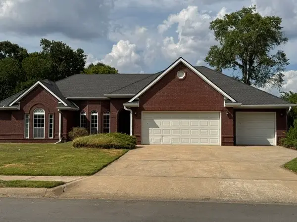 2480 Cardinal Drive, Springdale, AR 72764