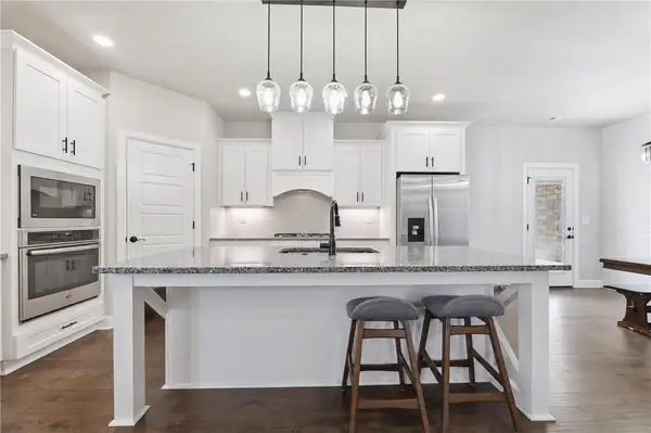 3703 SW Ryegrass Road, Bentonville, AR 72713