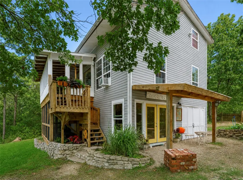 679 County Road 332, Eureka Springs, AR 72632 - #1