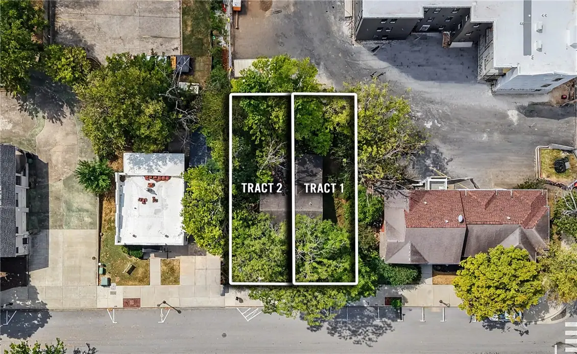 117 Church Avenue, Fayetteville, AR 72701 - #1