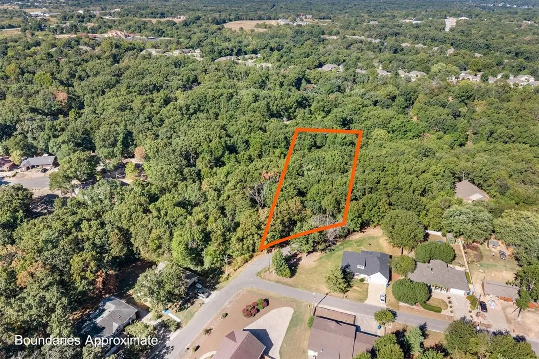 Cheddar Drive, Bella Vista, AR 72715 - #1