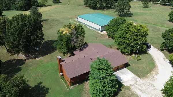 17984 State Highway 248, Cassville, MO 65625