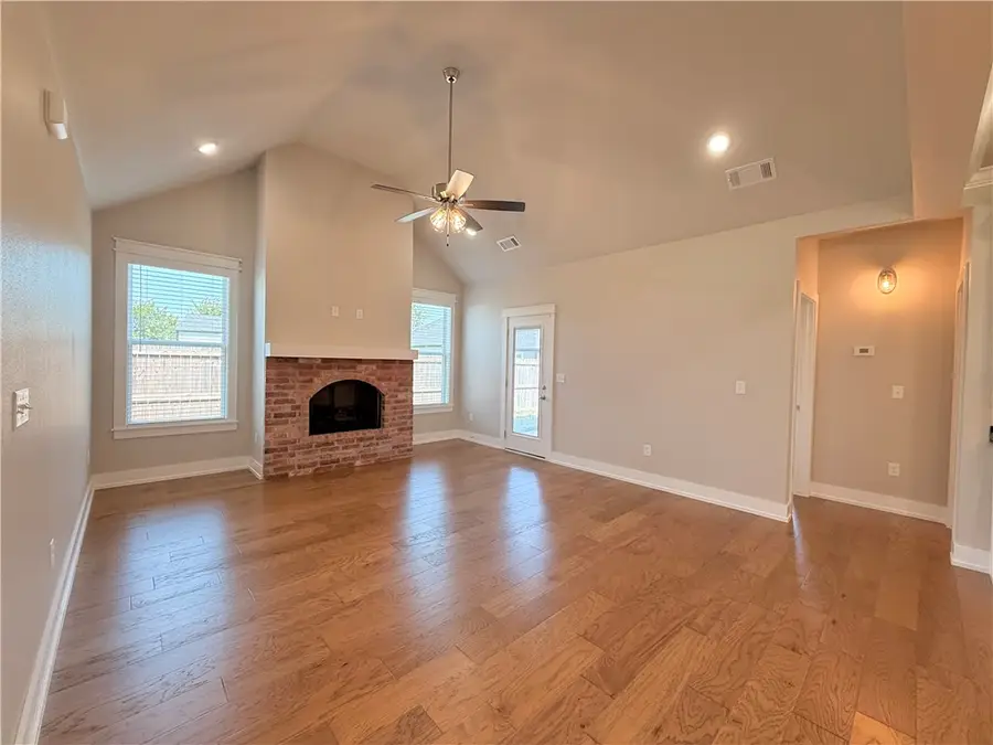 13 Briscoe Lane, Bella Vista, AR 72715 - #3
