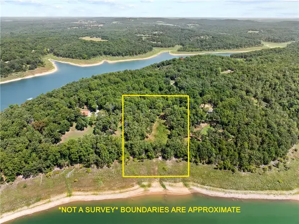 000 S Glade Point Drive, Yellville, AR 65761