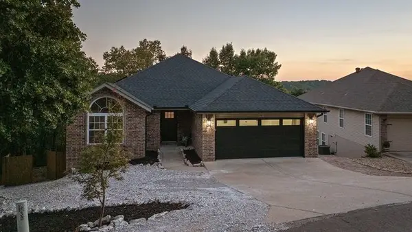36 Hessle Circle, Bella Vista, AR 72714