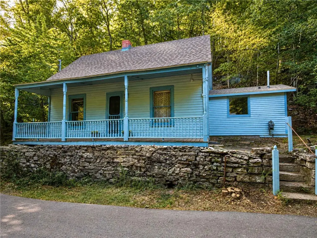 23 Douglas Street, Eureka Springs, AR 72632 - #1