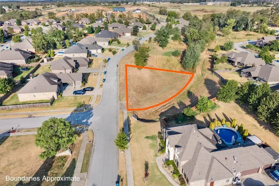 6300 SW Fair View Boulevard, Bentonville, AR 72713 - #3