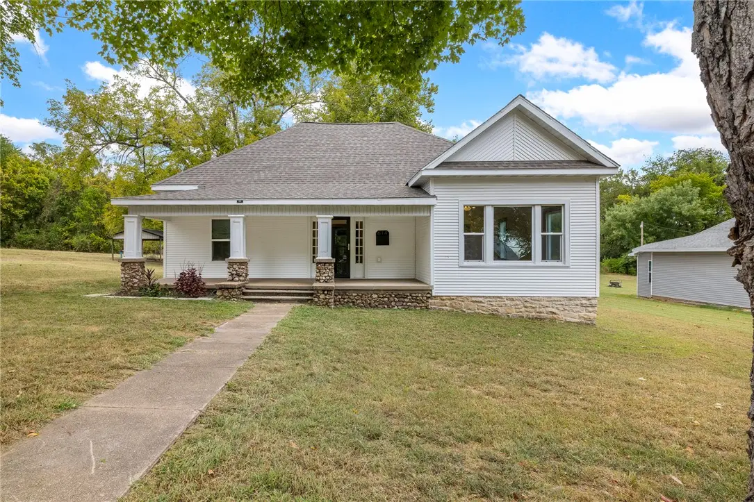 614 Church Avenue, Berryville, AR 72616 - #1