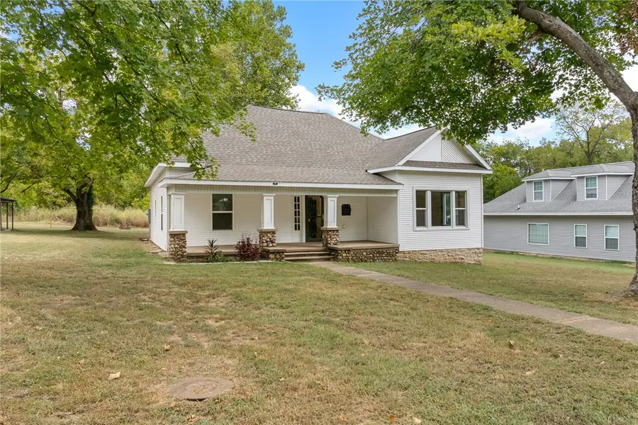 614 Church Avenue, Berryville, AR 72616 - #2