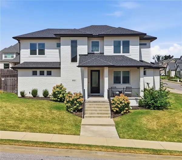 8001 W Ardmore Street, Rogers, AR 72758