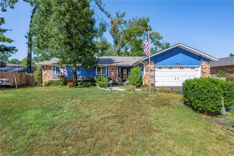 904 N Wren Drive, Rogers, AR 72756 - #3