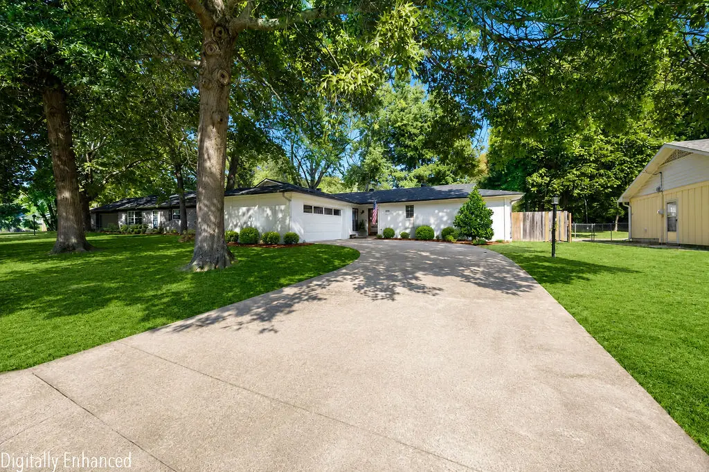 1204 E Elm Street, Fayetteville, AR 72703 - #1