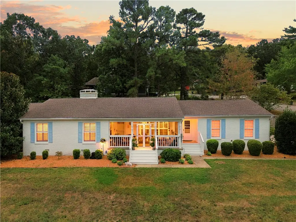 1245 E Columbus Boulevard, Fayetteville, AR 72701 - #1