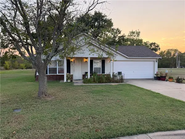 4 Persimmon Court, Clarksville, AR 72830